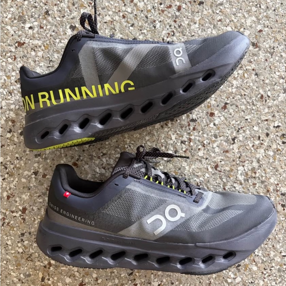 On Running Women’s Gray Sneakers with Yellow Accents NWOT
